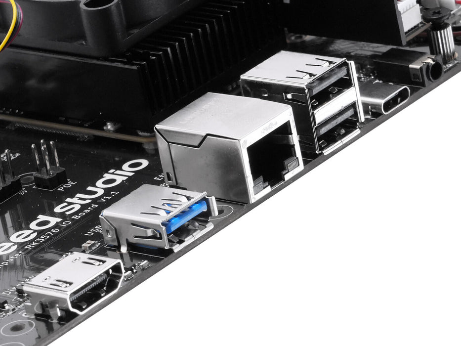 Seeed Studio reComputer RK3576 Dev Kit, product photo 5 of 6